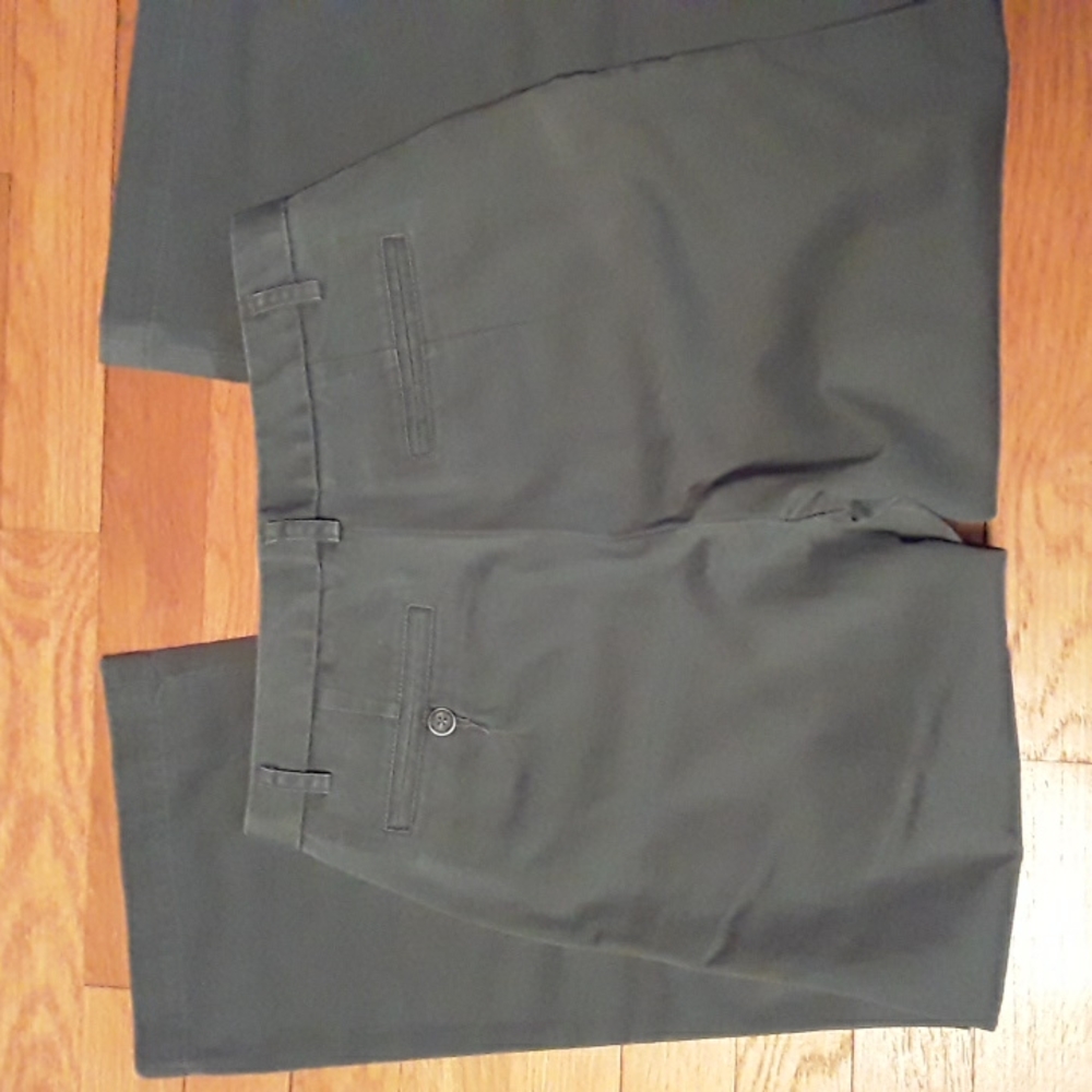 Vtg Banana Republic Chinos Straight leg, washed army green, size 0